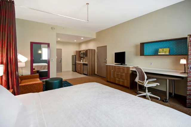 Studio, Queen Bed, Home2 Suites By Hilton Columbus Downtown 1/6