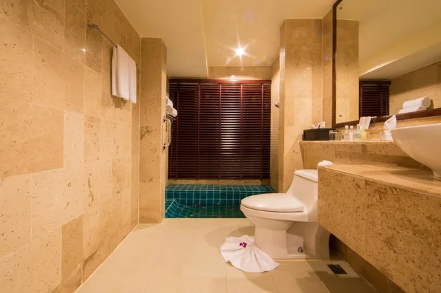 غرفة ديلوكس بإطلالة على البحر بجاكوزي، ANDAMAN WHITE BEACH RESORT 6/6