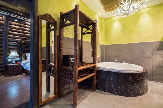 Design, King Bed، Ritzman Inn 2/3