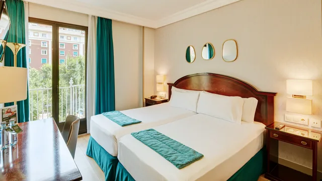 غرفة كلاسيكية مفردة بسريرين منفصلين بإطلالة، Sercotel Gran Hotel Conde Duque 3/6
