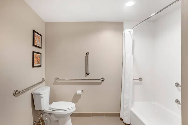 جناح بسرير كينج لذوي الإعاقة، Comfort Inn & Suites Gap Amish Country 5/6