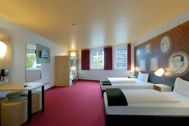 غرفة مفردة بسريرين منفصلين، B&B Hotel Bonn 1/1