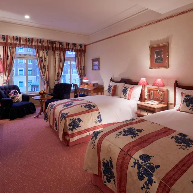 غرفة قياسية ثلاثية، Hotel Europe 1/2