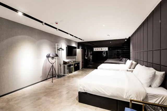 جناح استوديو بزنس بسريرين كوين، Air Sky Hotel Busan 2/4