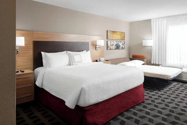استوديو بسرير كينج مع أريكة لذوي الإعاقة، TownePlace Suites by Marriott Tampa South 1/2