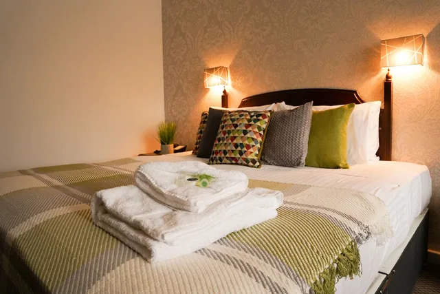 غرفة مفردة بسرير فردي، Hotel Samrat 8/9