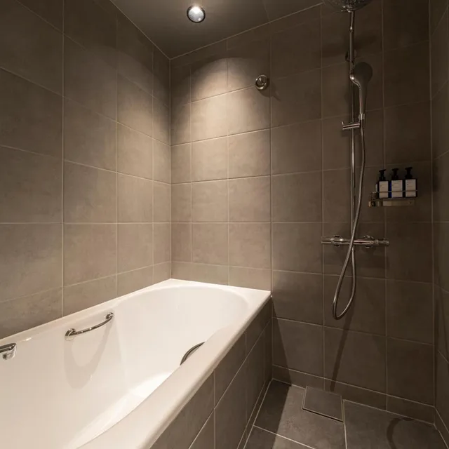 جناح، Hotel JAL City Toyama 2/2