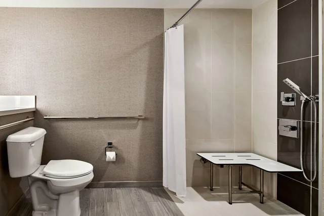 جناح بسرير كينج وسرير مزدوج، Ventura Beach Marriott 3/6
