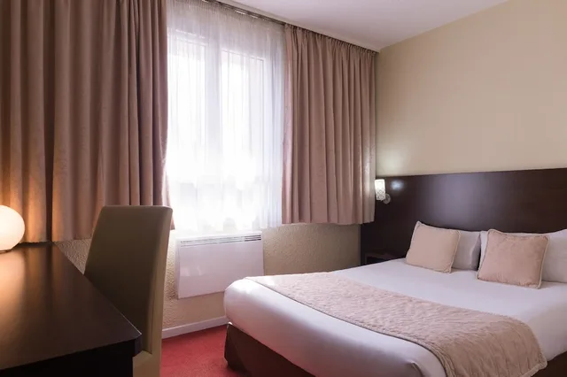 غرفة كلاسيكية بسرير مزدوج، Hotel the Originals Paris Sud Orly Draveil 1/2
