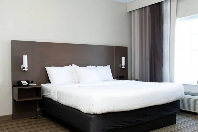 جناح بسرير كينج لذوي الإعاقة، Country Inn and Suites by Radisson Prairie du Chien 2/4