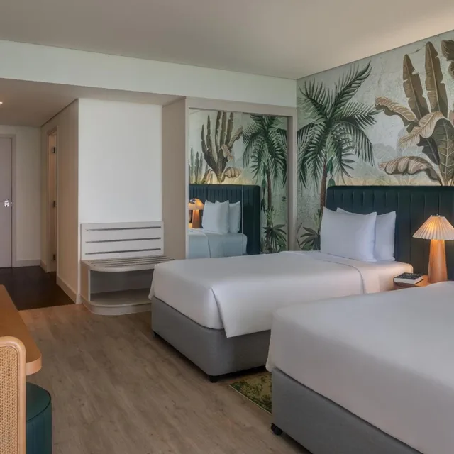 غرفة ديلوكس بسرير فردي بإطلالة على البحر، Yas Plaza Mangroves by IHG 2/3