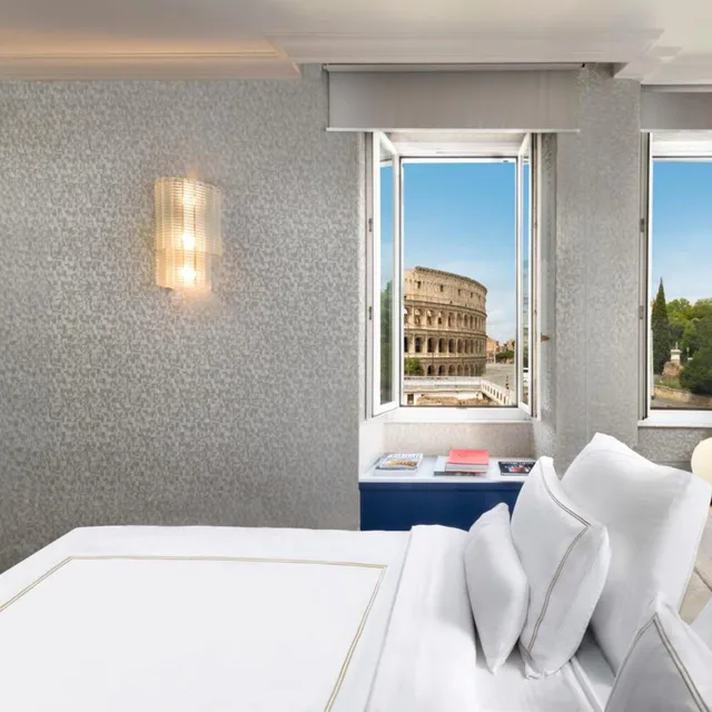 جناح فاخر، Palazzo Manfredi 4/8