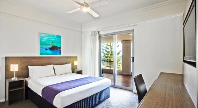 Room, Beach Front، Cottesloe Beach Hotel 1/1