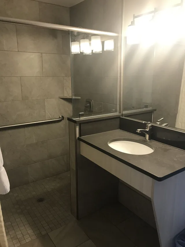 غرفة كلاسيكية بسرير كوين لذوي الإعاقة، Beachside Motel 4/5