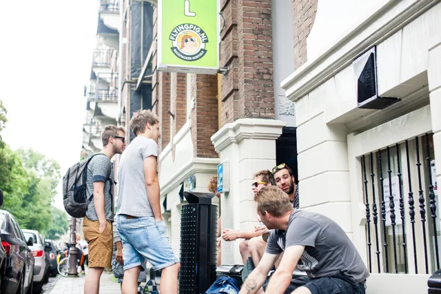 Mixed Dorm, Shared، Flying Pigs Uptown Hostel Amsterdam 1/1