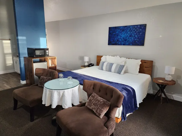 Spectacular, King Bed, Ground Floor، Wharf Master's Inn 3/4