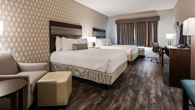 Standard, 2 Queen Beds, Best Western Plus Saint Peter 7/10