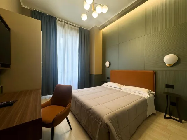 Room, Queen Bed, The B Place 9/10