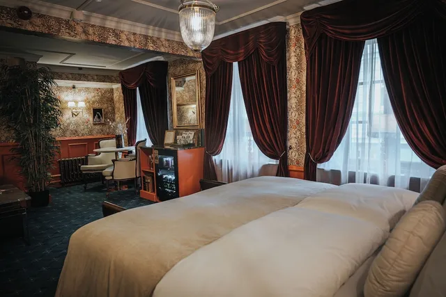 Noble, King Bed, Large، Charmante Skostredet Hotel 1/3