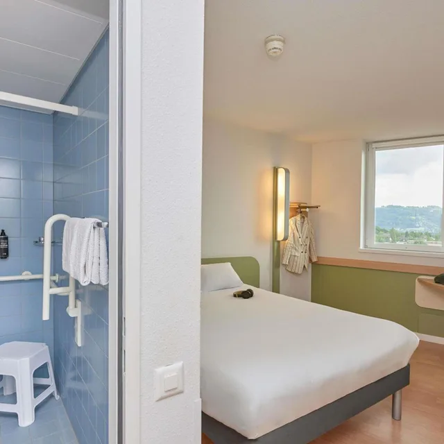 غرفة بسرير كينج لذوي الإعاقة، Ibis Budget Bern Expo 3/3