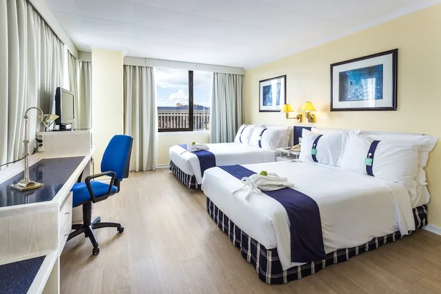 premium room, Holiday Inn Lisbon 1/5