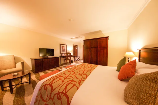 جناح تنفيذي بسرير كينج، Kigali Serena 2/5