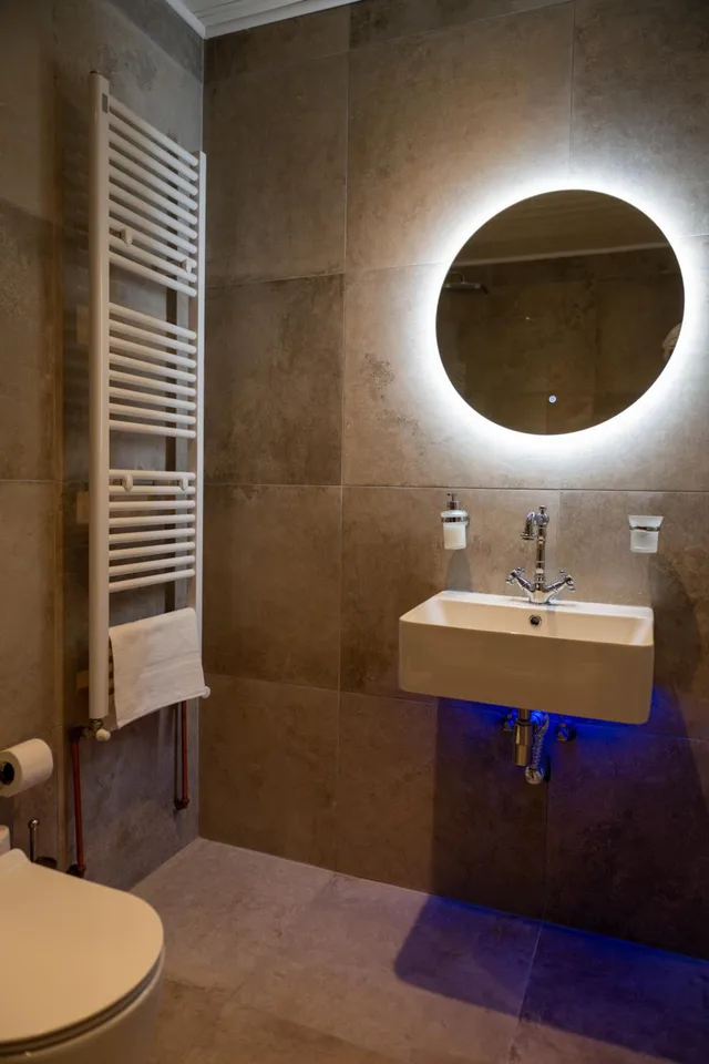 غرفة بسرير مزدوج أو سريرين منفصلين، New Helvetia Hotel 4/7