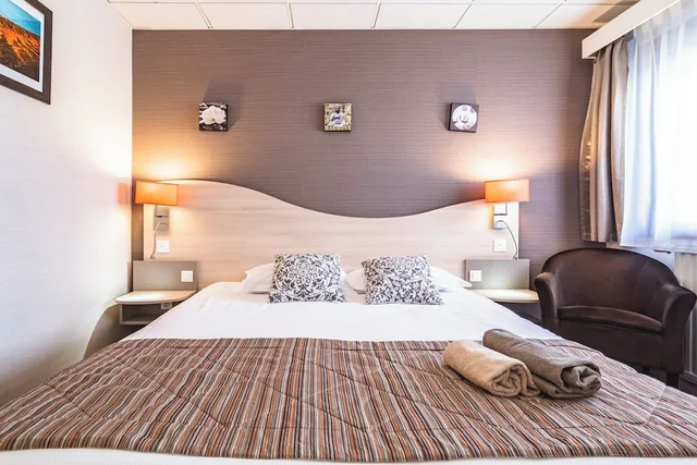 غرفة كومفورت بسرير مزدوج، Hotel Au Tambour 1/8