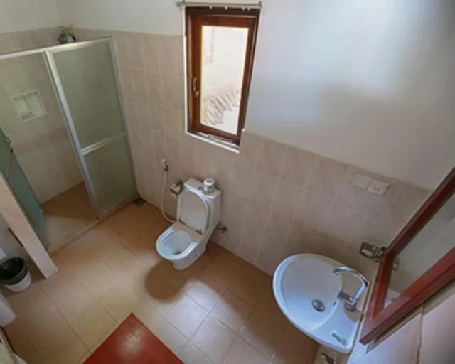 Bay 4, Double Bed، Arugambay PodBay 2/2