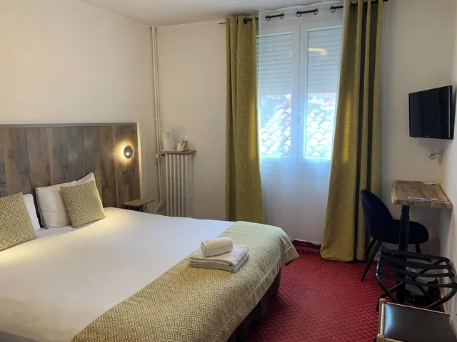 غرفة بسرير مزدوج، Brit Hotel Bleu Nuit 5/9