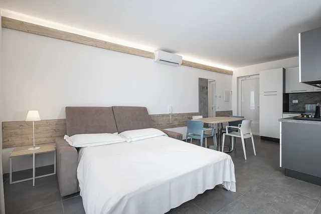 1 Bedroom, Apartment, Queen Bed, Sofa, Balcony, Cavalluccio Marino 1/8