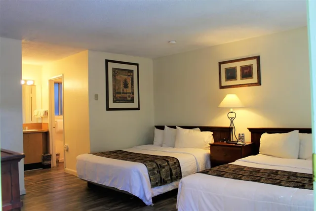 غرفة بسريرين كوين، Big Pines Mountain House 2/10