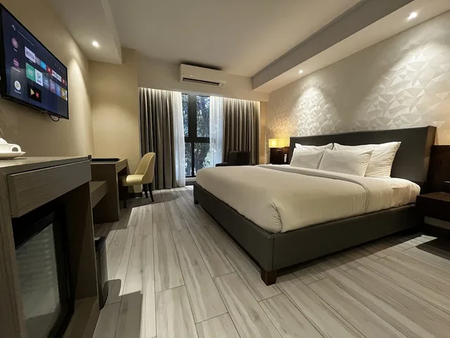 غرفة ديلوكس بسرير كينج، Capitol Hill Hotel and Suites 1/5