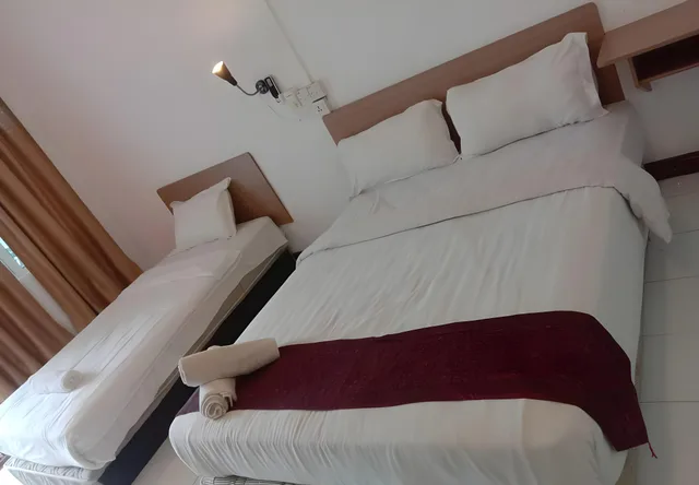 Family, 1 Double and 1 Single Bed, Garden View, Tommys Place Tip Of Borneo 1/1