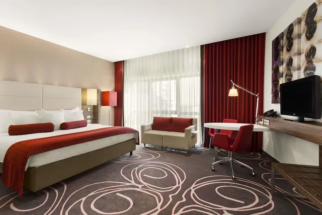 جناح جونيور بسرير فردي، Ramada by Wyndham Pitesti 1/1