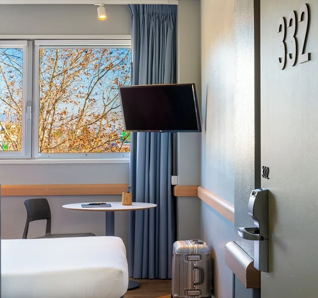 غرفة سوبيريور بسرير مزدوج مع أريكة، Ibis Budget Barcelona Viladecans 7/9