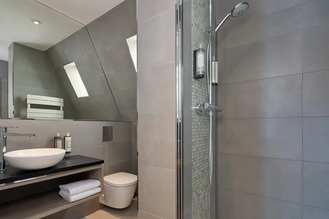 غرفة ثلاثية بسرير مزدوج وسرير فردي، Timhotel Palais Royal 6/10