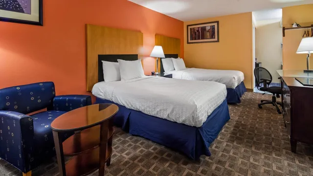 غرفة رباعية بسريرين مزدوجين، Quality Inn and Suites Fayetteville I-95, NC 2/5