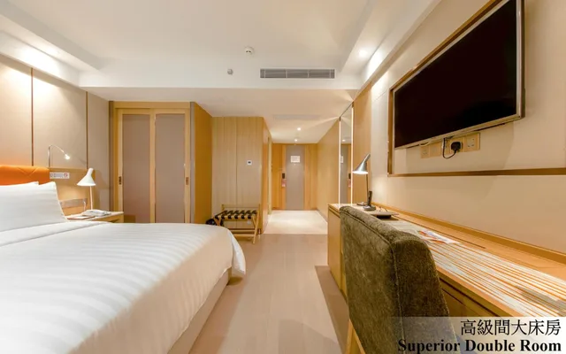 غرفة سوبيريور بسرير كوين، Royal Dragon Hotel 1/10