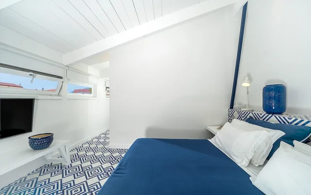 Superior, Queen Bed, 2 Sofa, Attic، Maison Il Conservatorio 1/3