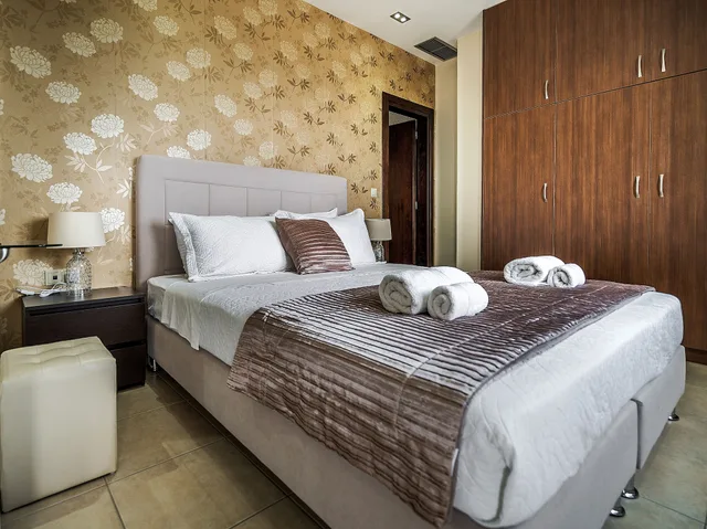 4 Bedrooms, 1 King and 2 Queen Beds, Sea View, Aroma Villas 4/8