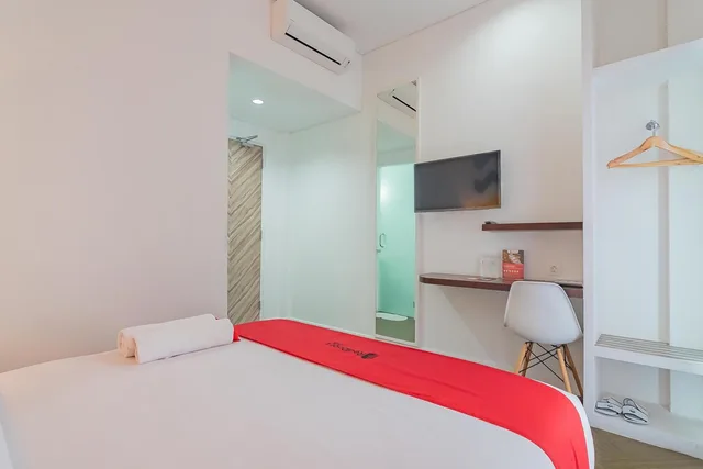 Reddoorz، RedDoorz Premium @ Hotel Hebat 5/9