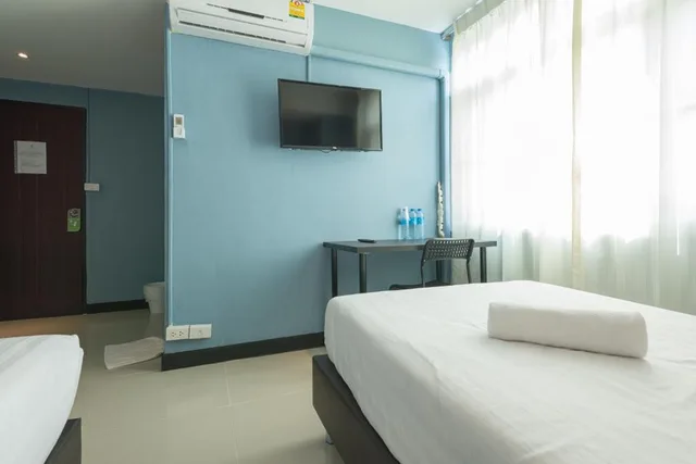 Room, Triple, Private Bathroom, The Little Pig Sukhumvit 2/5
