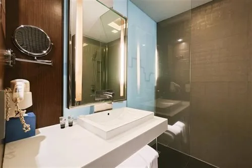غرفة بريميير بسرير مزدوج أو سريرين منفصلين، Galleria 10 Hotel Bangkok 1/1