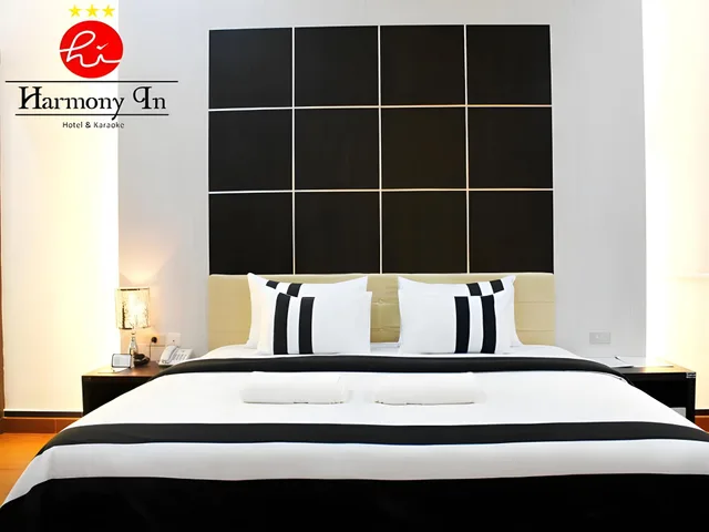 Executive, Suite, Double Bed, Hotel Harmony In Pontianak 1/2