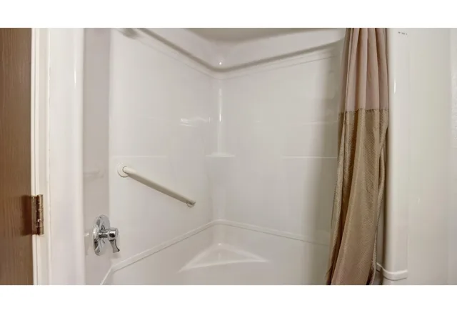 1 Queen Bed - Non-Smoking, Hearing Impaired، Motel6 Benson, AZ 8/8
