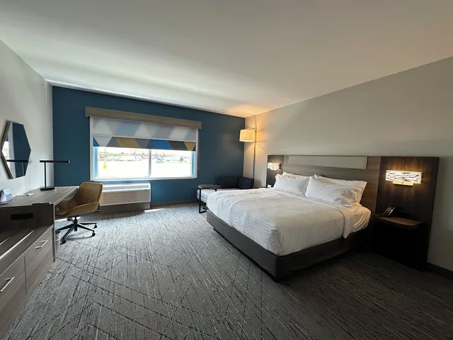 غرفة قياسية بسرير كوين لذوي الإعاقة، Holiday Inn Express Peotone 3/10