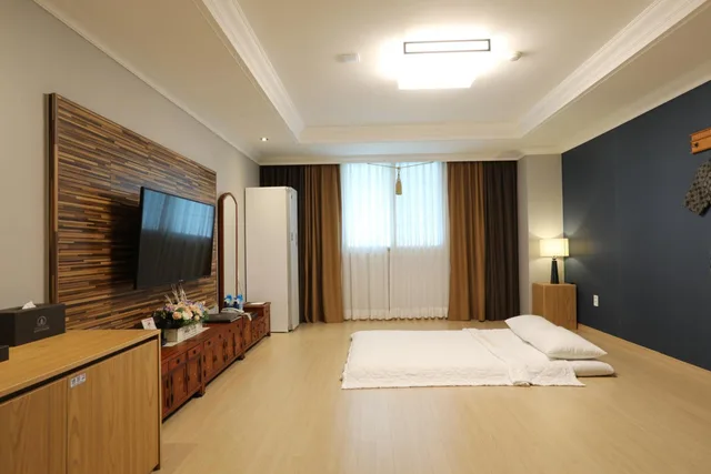 غرفة عائلية، Empire Tourist Hotel 2/4