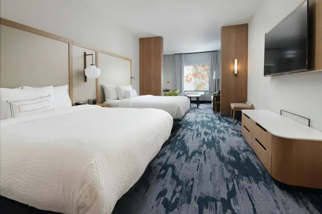 غرفة، Fairfield Inn & Suites By Marriott El Dorado 2/3
