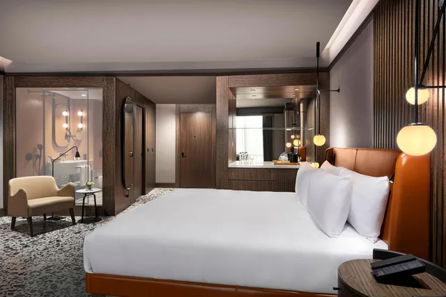 Deluxe, Suite, King Bed, Sofa, Movenpick Hotel Istanbul Marmara Sea 2/4